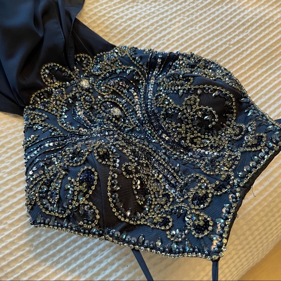 Jovani dress - Picture 3 of 8